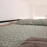 Cozy Studio Apartment Near Montmartre